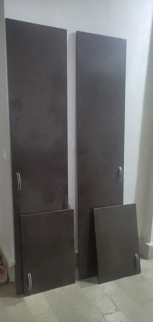 درب کمد دیواری سالم وتمیز ونو|جاکفشی، کمد، دراور|گرگان, |دیوار