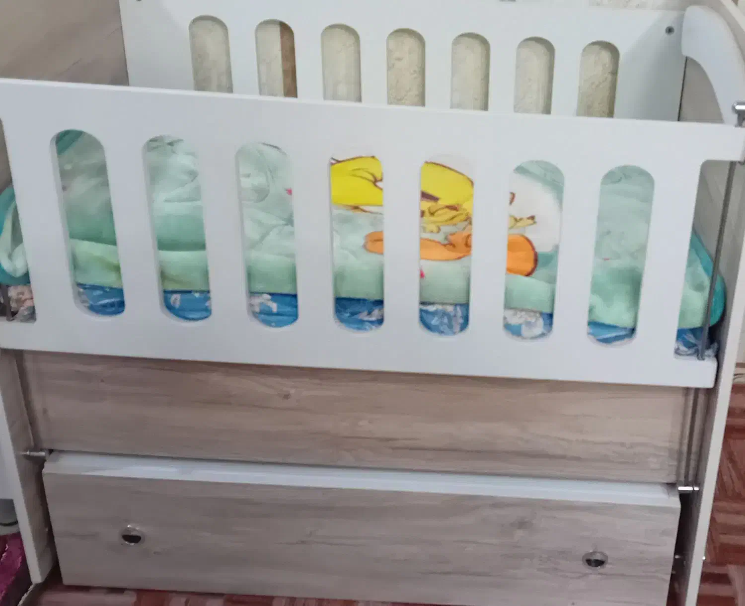 تخت کودک  درحد نو|تخت و صندلی بچه|ورامین, ریحان آباد|دیوار