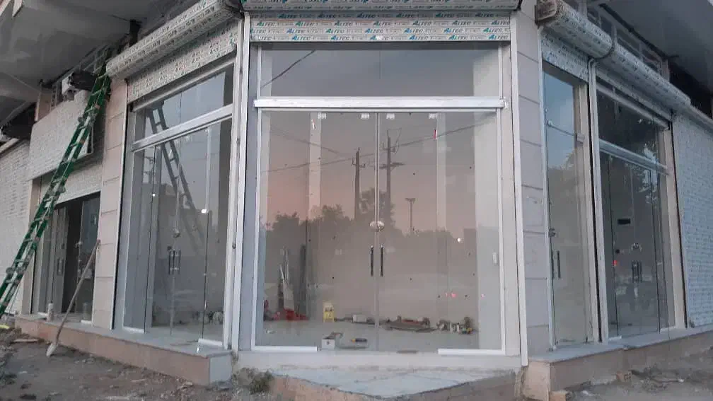 شیشه سکوریت هاشمی|خدمات پیشه و مهارت|کرمانشاه, |دیوار