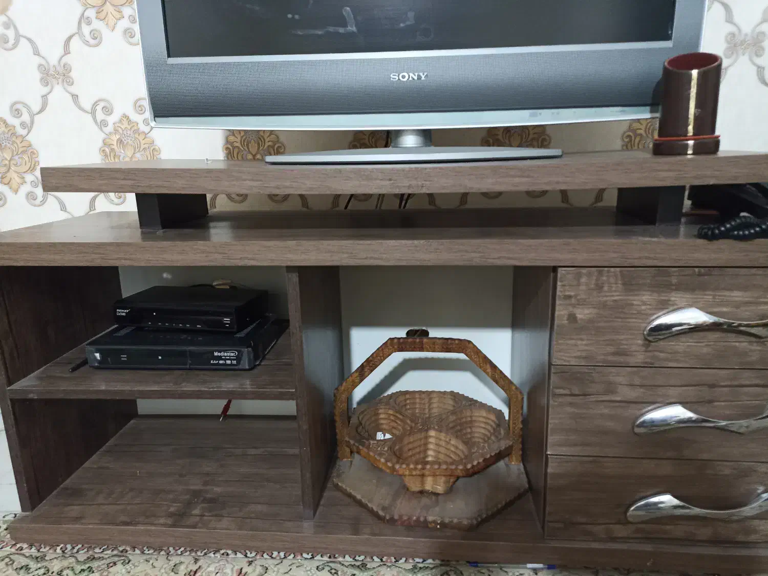 تلویزیون سونی براویا در حد نو|تلویزیون و پروژکتور|پردیس, فاز ۱۱|دیوار