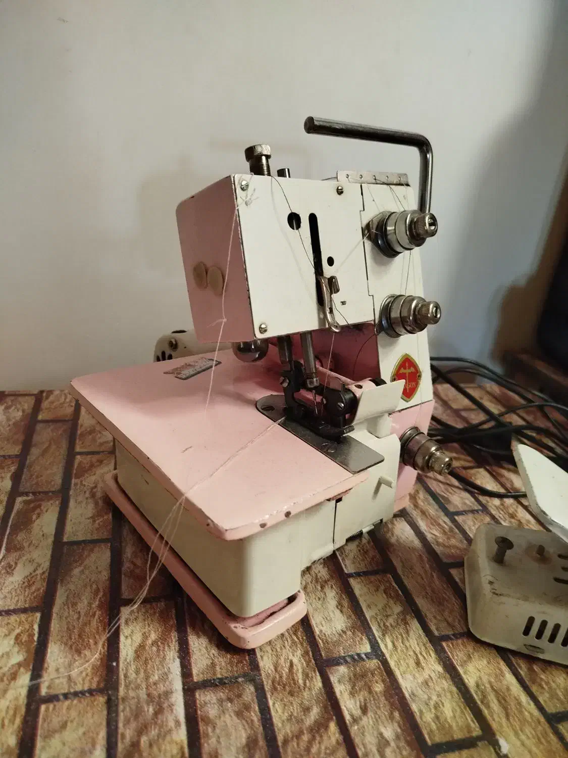 سردوز تمیز سه نخه|چرخ خیاطی و ریسندگی|اهواز, کیانشهر|دیوار