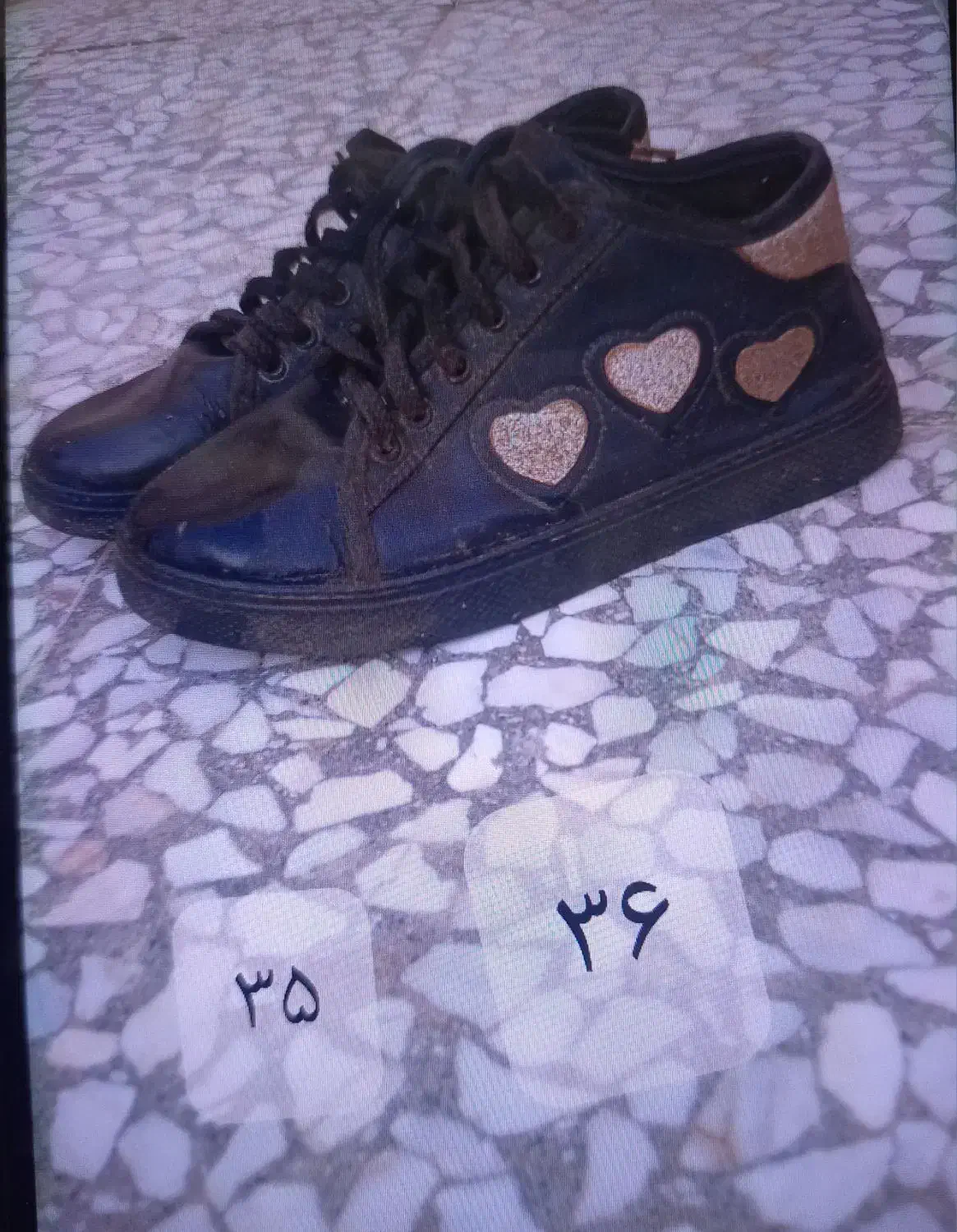 کفش|کیف، کفش، کمربند|زابل, |دیوار