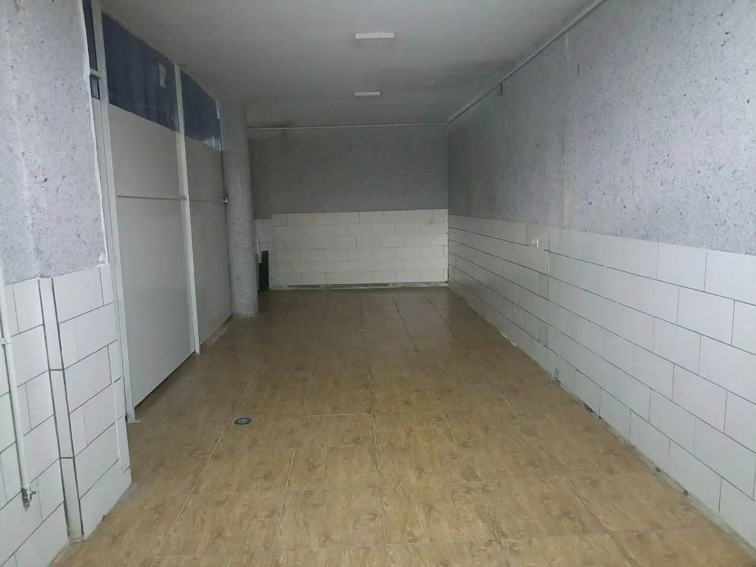 اجاره انیاری|اجارهٔ مغازه و غرفه|بروجن, |دیوار