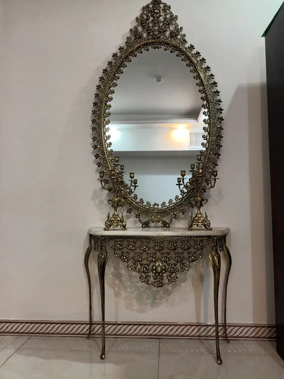 آیینه و شمعدان برنج|بوفه، ویترین، کنسول|اسلام‌شهر, صادقیه|دیوار