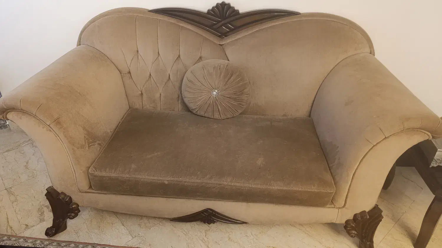 مبلمان کلاسیک 7نفره همراه با میز ناهارخوری 6نفره|مبلمان خانگی و میز عسلی|تهران, حکمت|دیوار