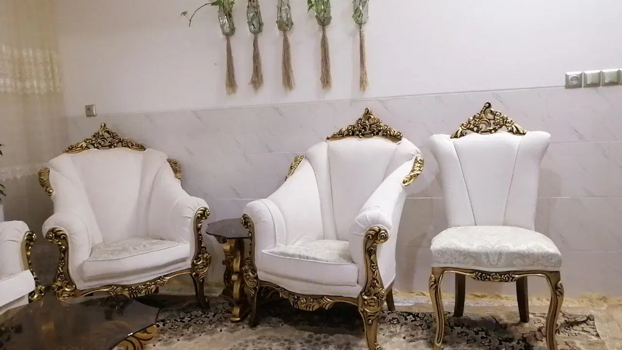 مبلمان و فرش مناسب جهیزیه|مبلمان خانگی و میز عسلی|طبس, |دیوار