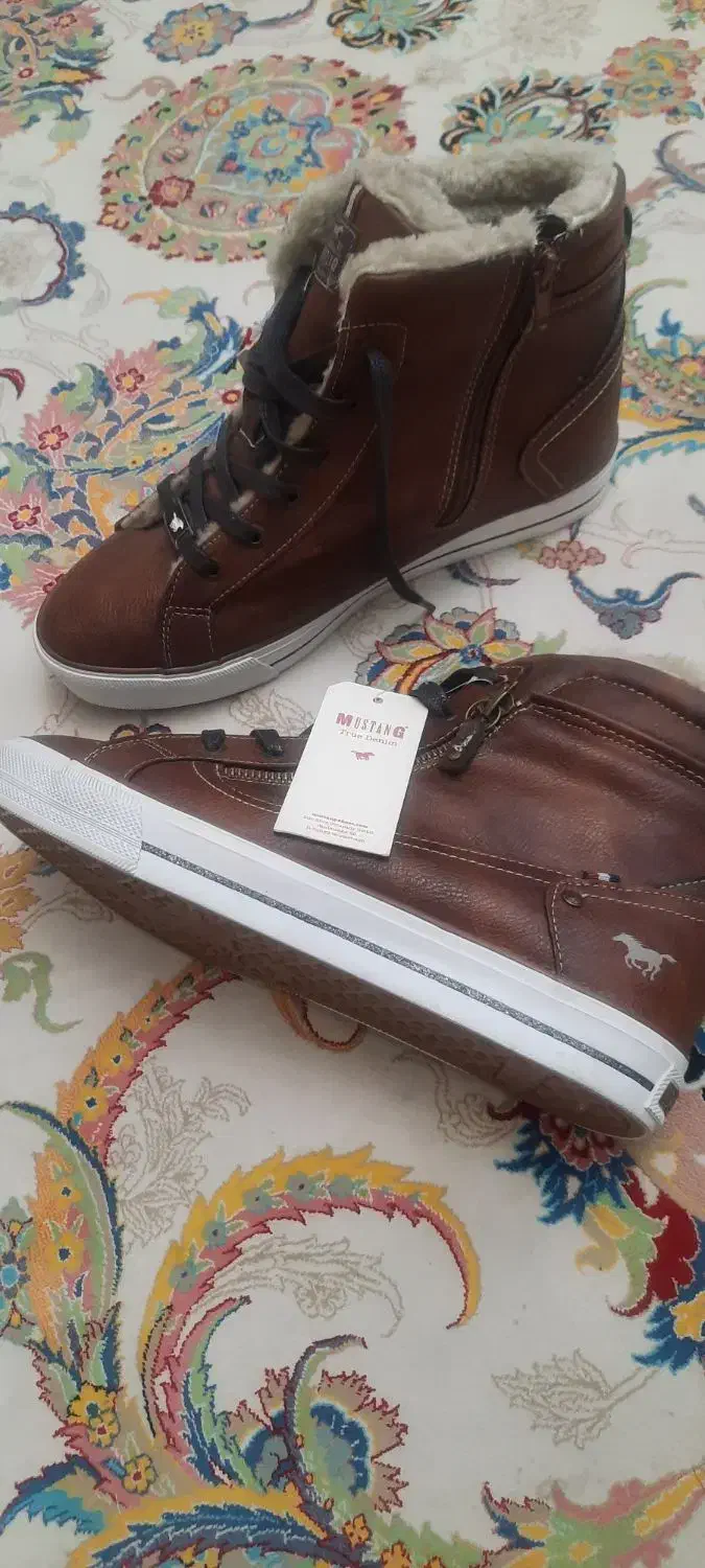 نیم بوت مارک دار اصل|کیف، کفش، کمربند|مهاباد (آذربایجان غربی), |دیوار