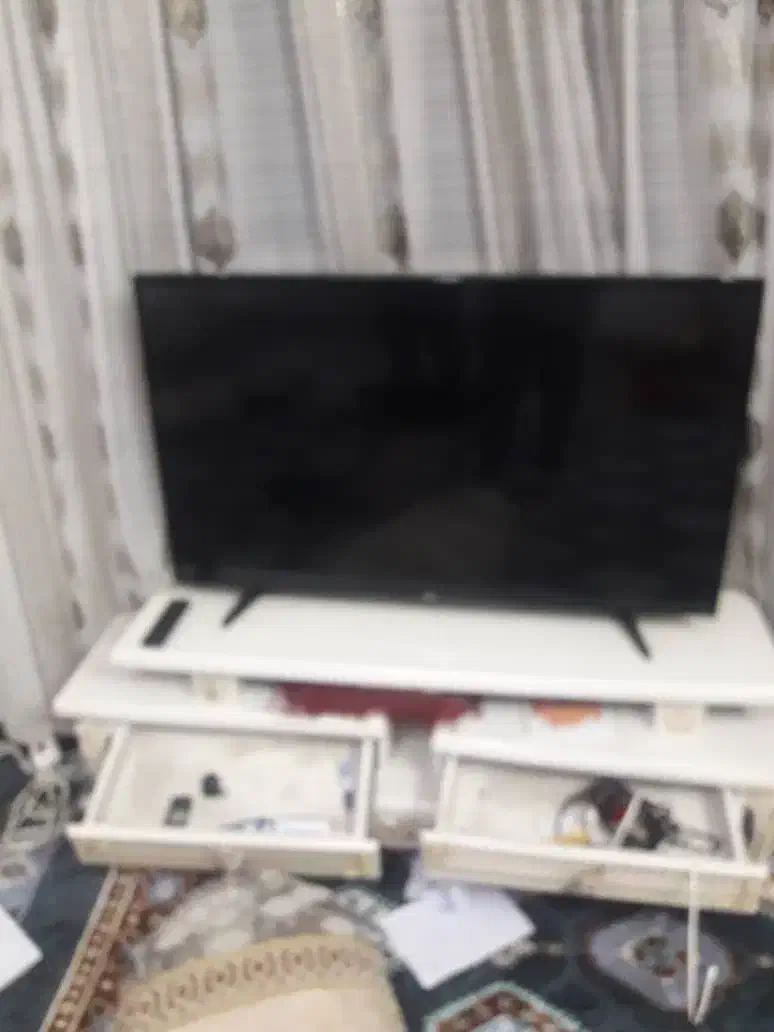 تلویزون 49الجی|تلویزیون و پروژکتور|مهریز, |دیوار