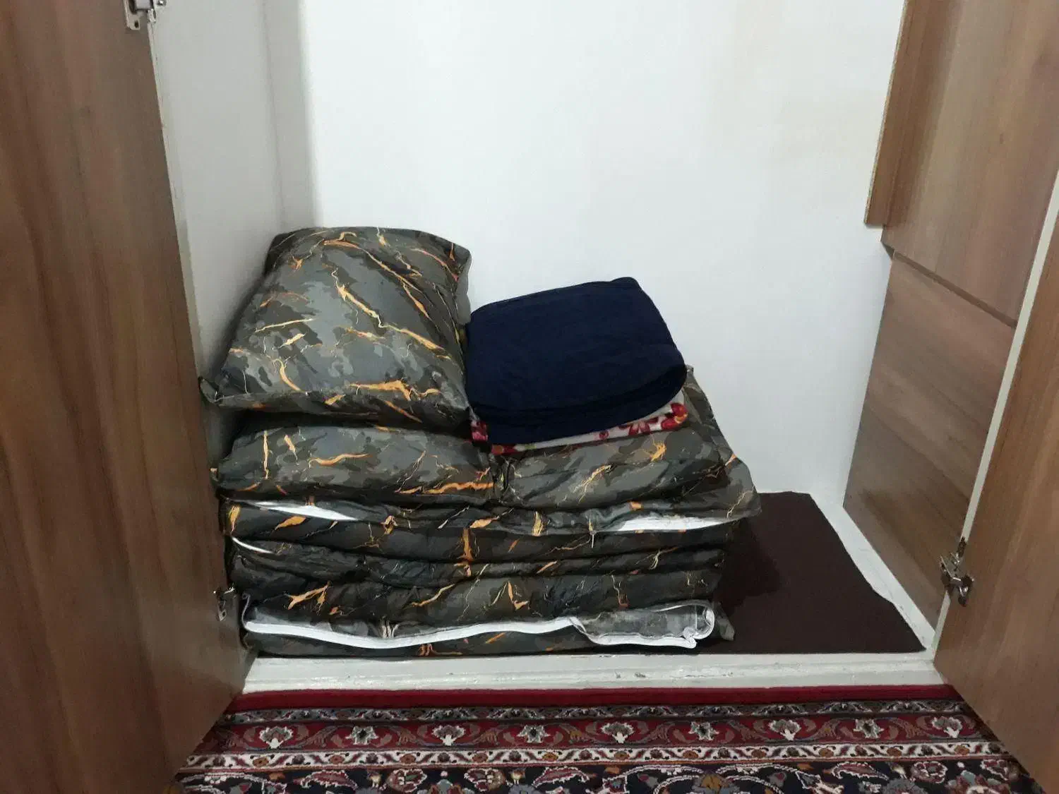 اجاره سوییت بدون تخت و مبل طبقه همکف|اجارهٔ کوتاه‌مدت آپارتمان و سوئیت|سمنان, |دیوار