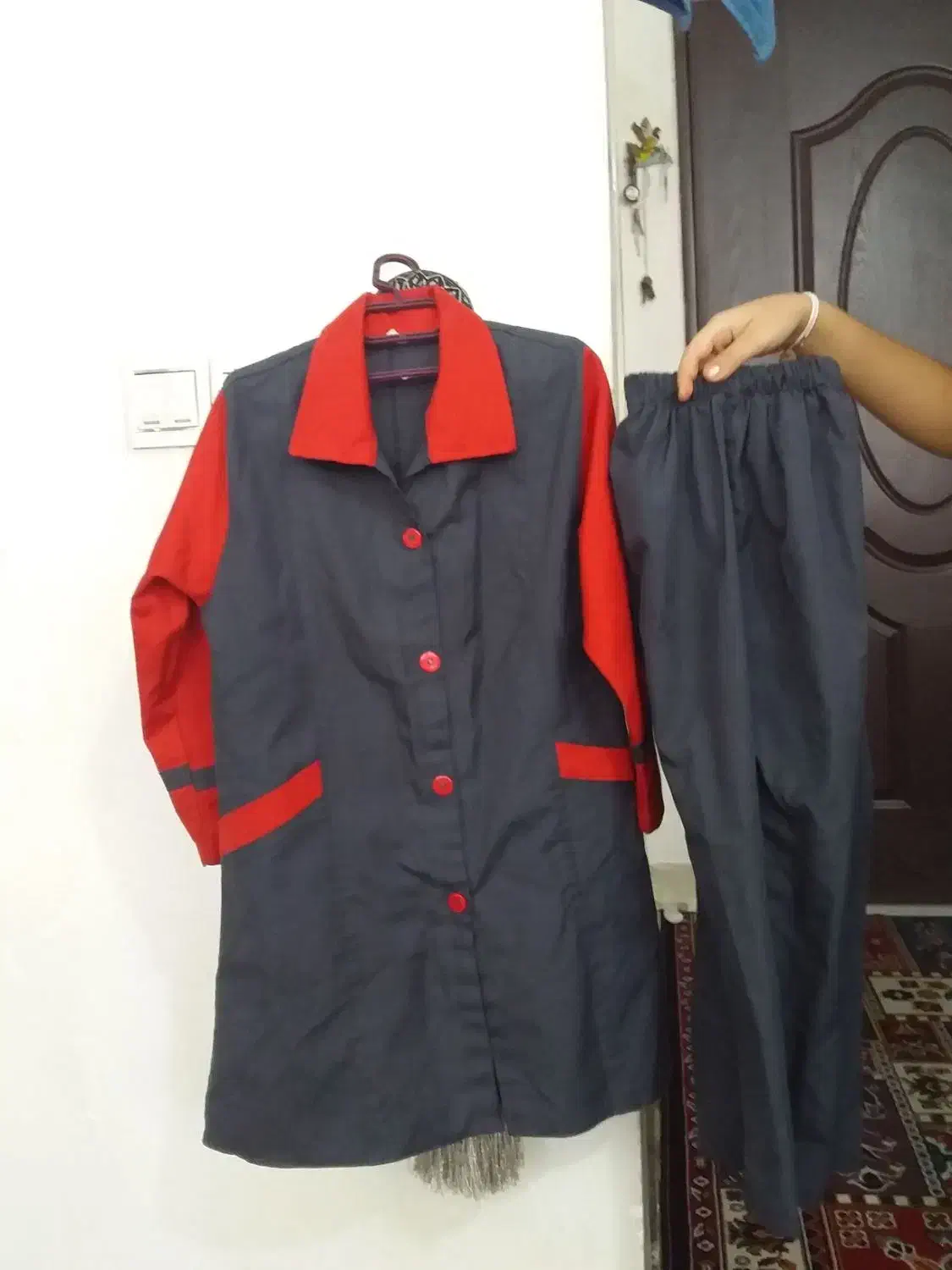 لباسفرممدرسه.برایپیشدبستان.کلاساول|لباس|ملایر, |دیوار