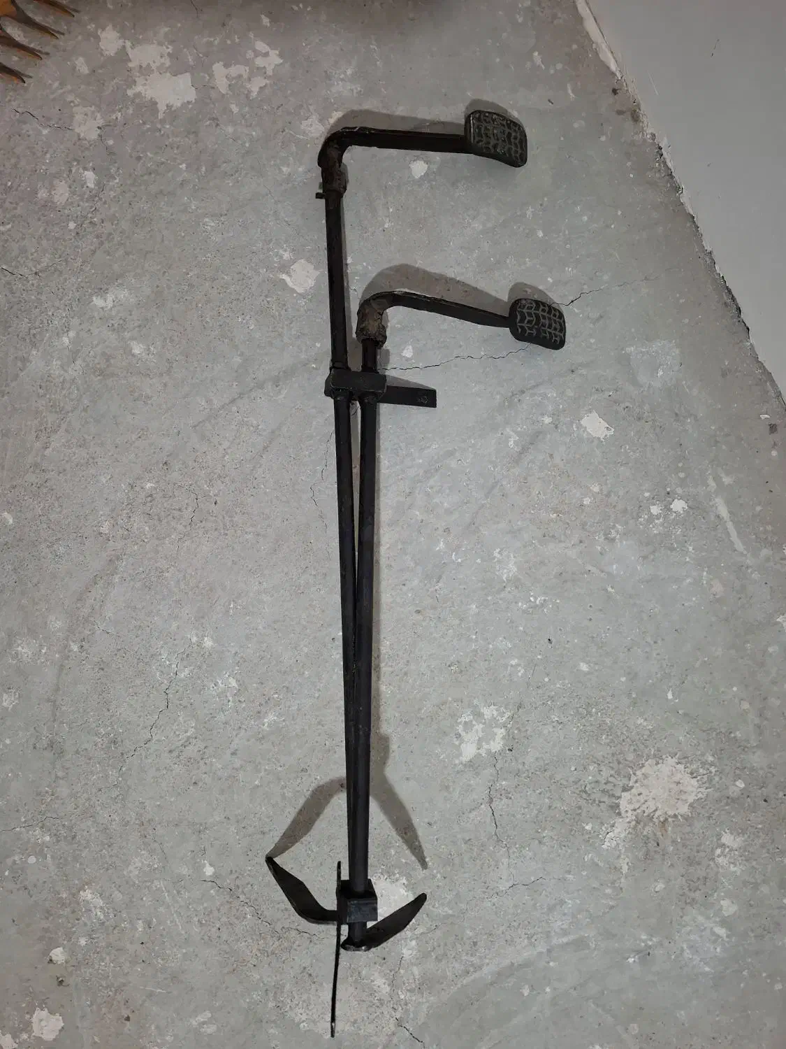 پدال کلاچ ماشین آموزشگاه|قطعات یدکی و لوازم جانبی|رشت, نیکمرام|دیوار