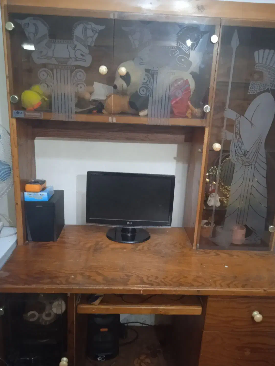 میز کامپیوتر چوب نراد|میز تحریر و کامپیوتر|رشت, کوی مهر|دیوار