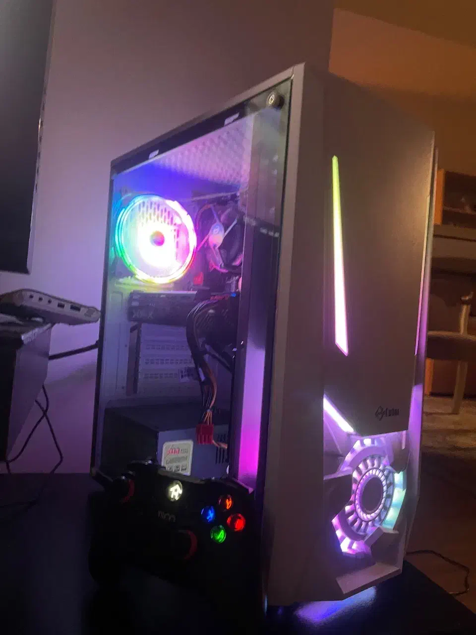 کدA8رم16گرافیکDDR5باگارانتی تعویض کیس گیمینگCORI7|رایانه رومیزی|ایرانشهر, |دیوار