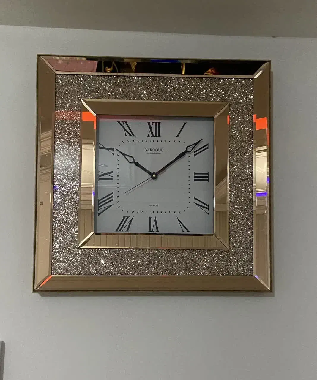 ساعت آینه ای نو|ساعت دیواری و تزئینی|قم, شهرک قدس|دیوار