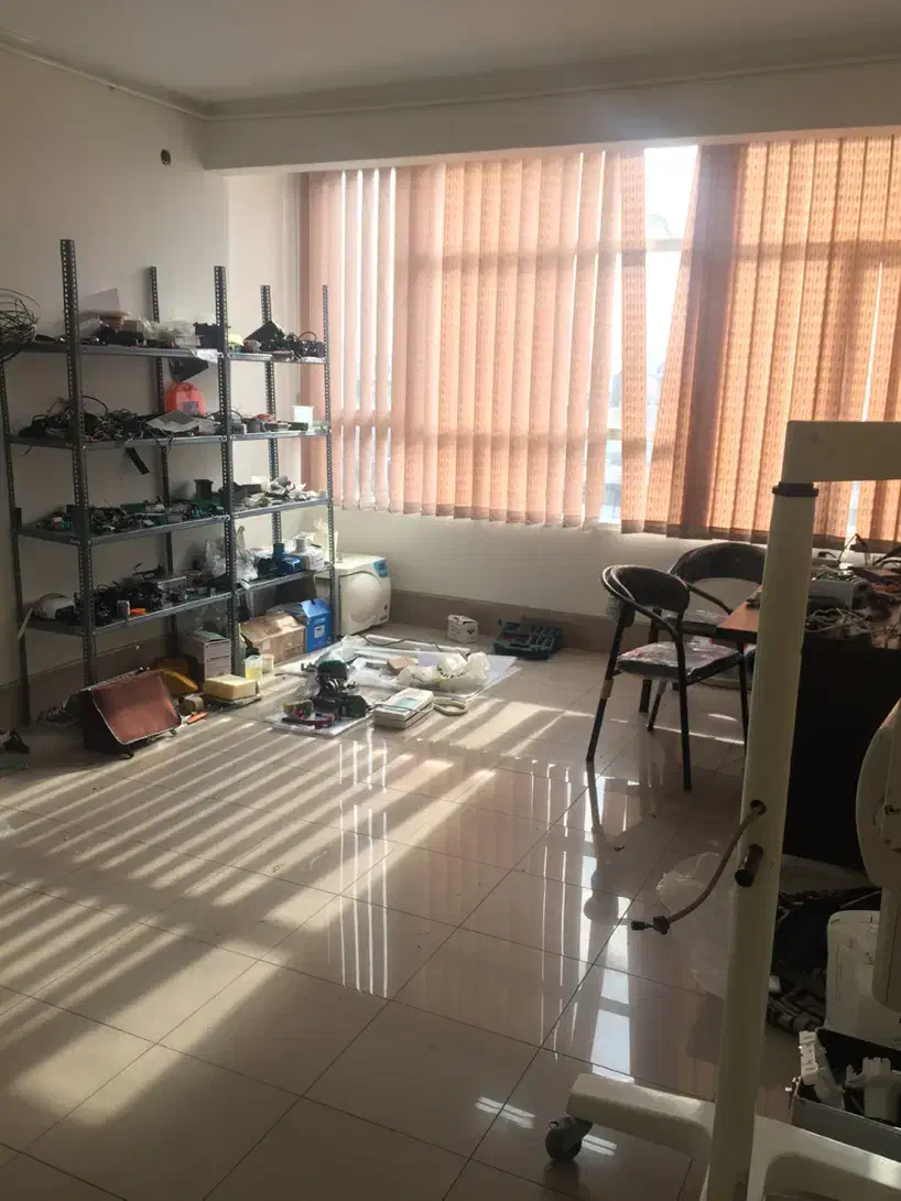 ۹۵ متر ۳ خوابه سند اداری بر اصلی انقلاب|فروش دفتر کار، اتاق اداری، مطب|تهران, فلسطین (میدان انقلاب)|دیوار