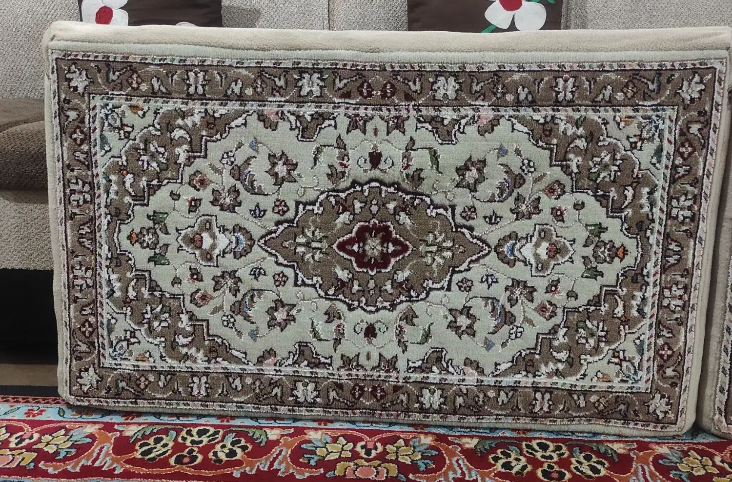 پشتی|پشتی|زنجان, |دیوار