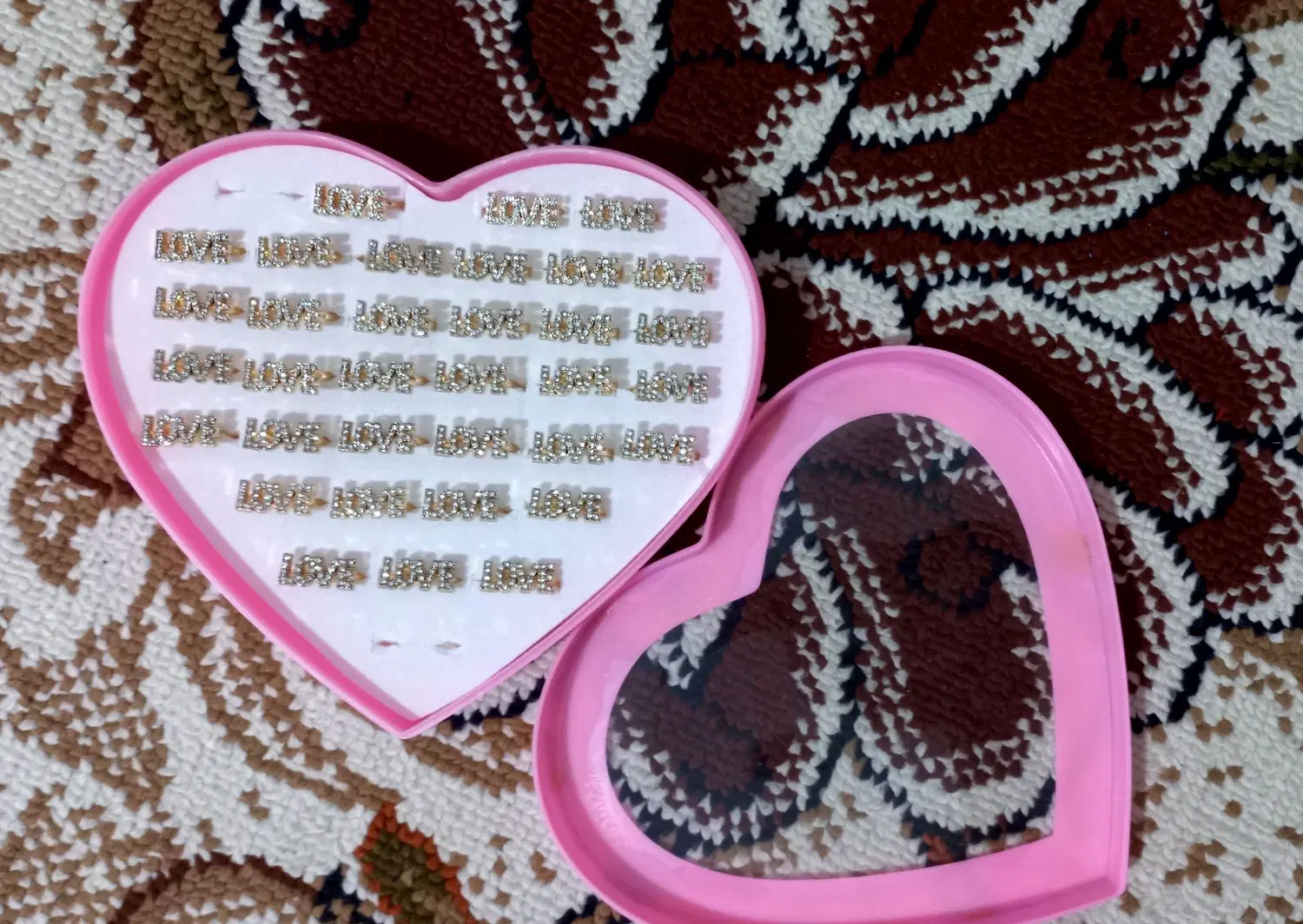 انگشترLOVE|زیورآلات و اکسسوری|سنندج, |دیوار