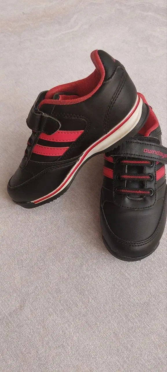 کتانی دخترانه|کیف، کفش، کمربند|قم, نوقطار|دیوار