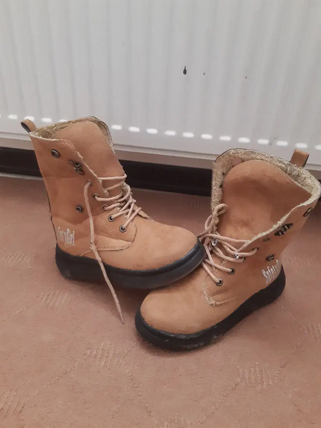 چکمه (نیم بوت) چرمی زنانه|کیف، کفش، کمربند|شاهین‌شهر, مسکن مهر|دیوار