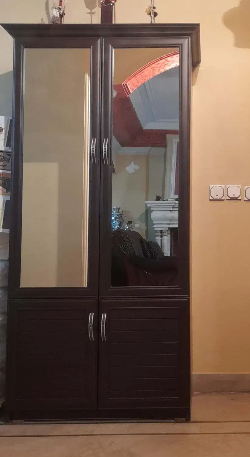 جاکفشی ایستاده آینه دار و میز عسلی سه تکه کمجا|جاکفشی، کمد، دراور|تهران, امانیه|دیوار