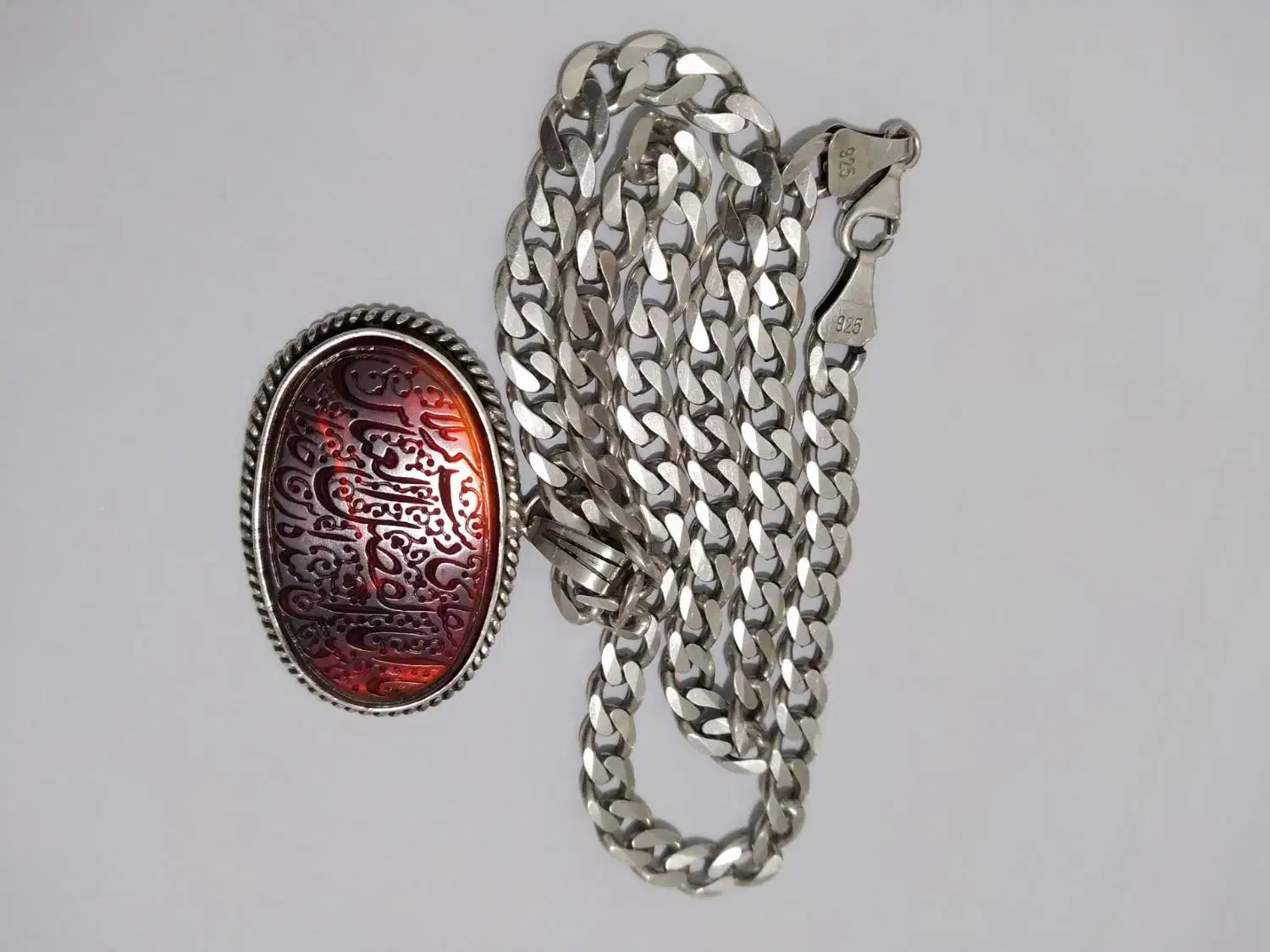 زنجیر گردنی نقره|جواهرات|ری, شهرک نظامی|دیوار