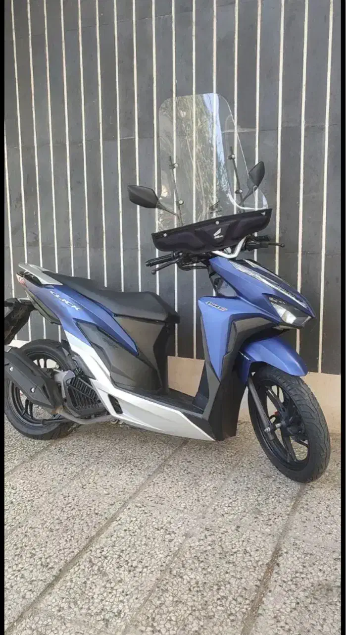 کلیک ۱۵۰ آبی درباری / مدارک آماده انتقال|موتورسیکلت|محمودآباد, |دیوار