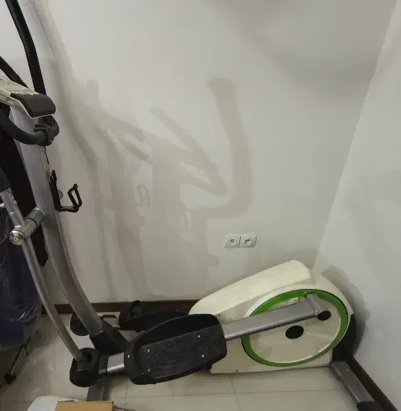 الپتیکال کراس در حد نو (اسکی فضایی)|تجهیزات ورزشی|تهران, اوین|دیوار