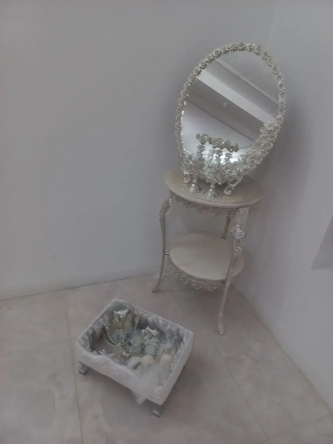 ست کامل آینه شمعدان مخصوص عقد و خانه عقدی|بوفه، ویترین، کنسول|کرمان, |دیوار