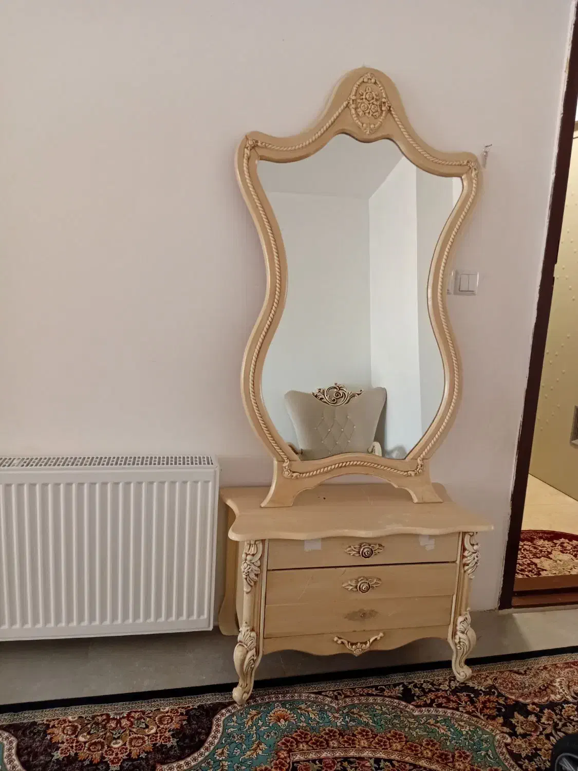 آیینه شمعدان در حد نو|آینه|قزوین, |دیوار