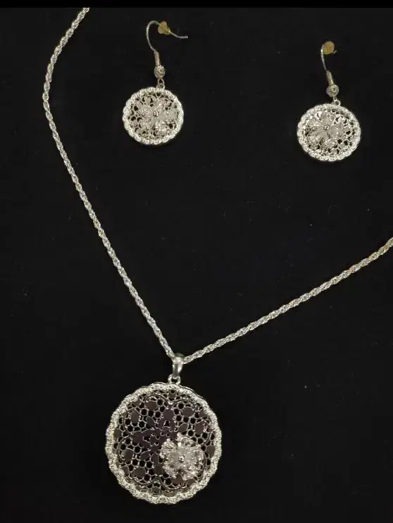 نیم ست استیل آبکاری نقره|بدلیجات|تهران, تهرانپارس شرقی|دیوار