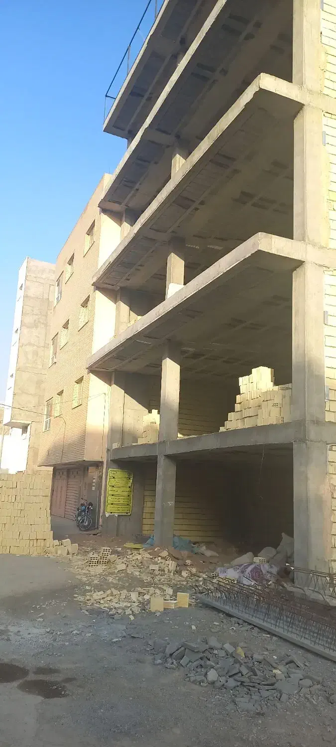 ۱۷۰متر زمین جنوبی ارتفاع ۴ رو پیلوت|فروش زمین و ملک کلنگی|اصفهان, شمس آباد|دیوار