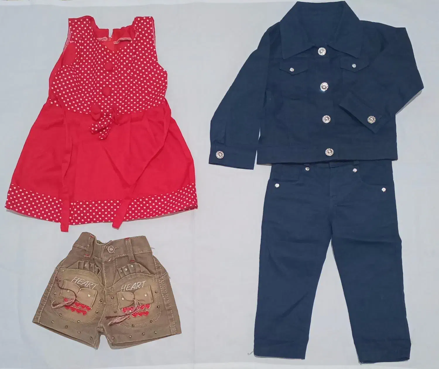 لباس بچه در حد نو فروش فوری|کفش و لباس بچه|شاهرود, |دیوار