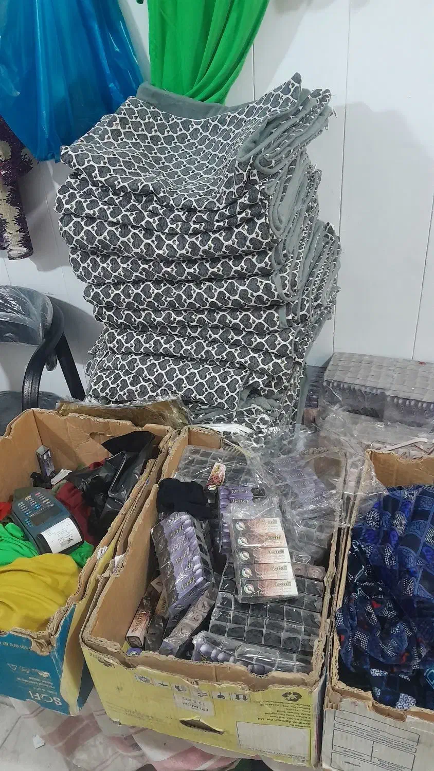 لباس زنانه|لباس|مسجد سلیمان, |دیوار