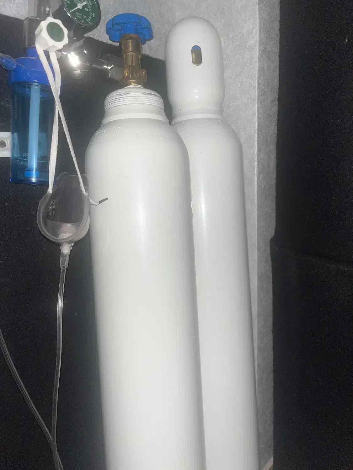 کپسول اکسیژن ۱۰ لیتری|پزشکی|ری, علایین|دیوار