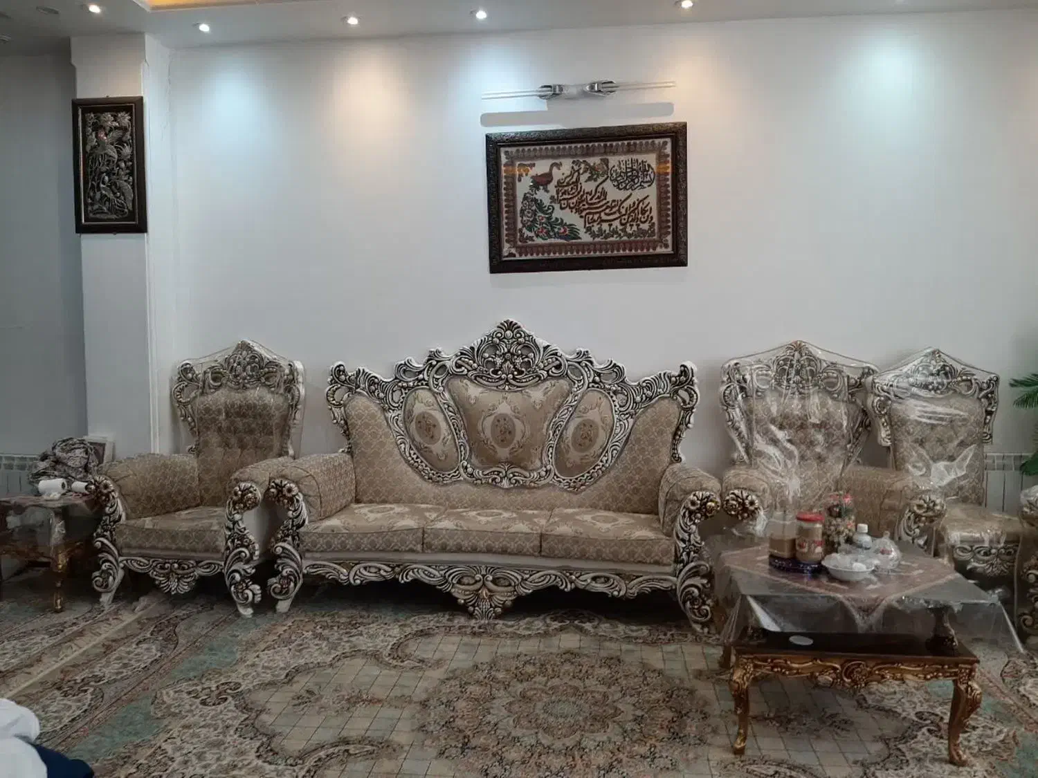 مبل سلطنتی درحد نو|مبلمان خانگی و میز عسلی|کرمان, |دیوار