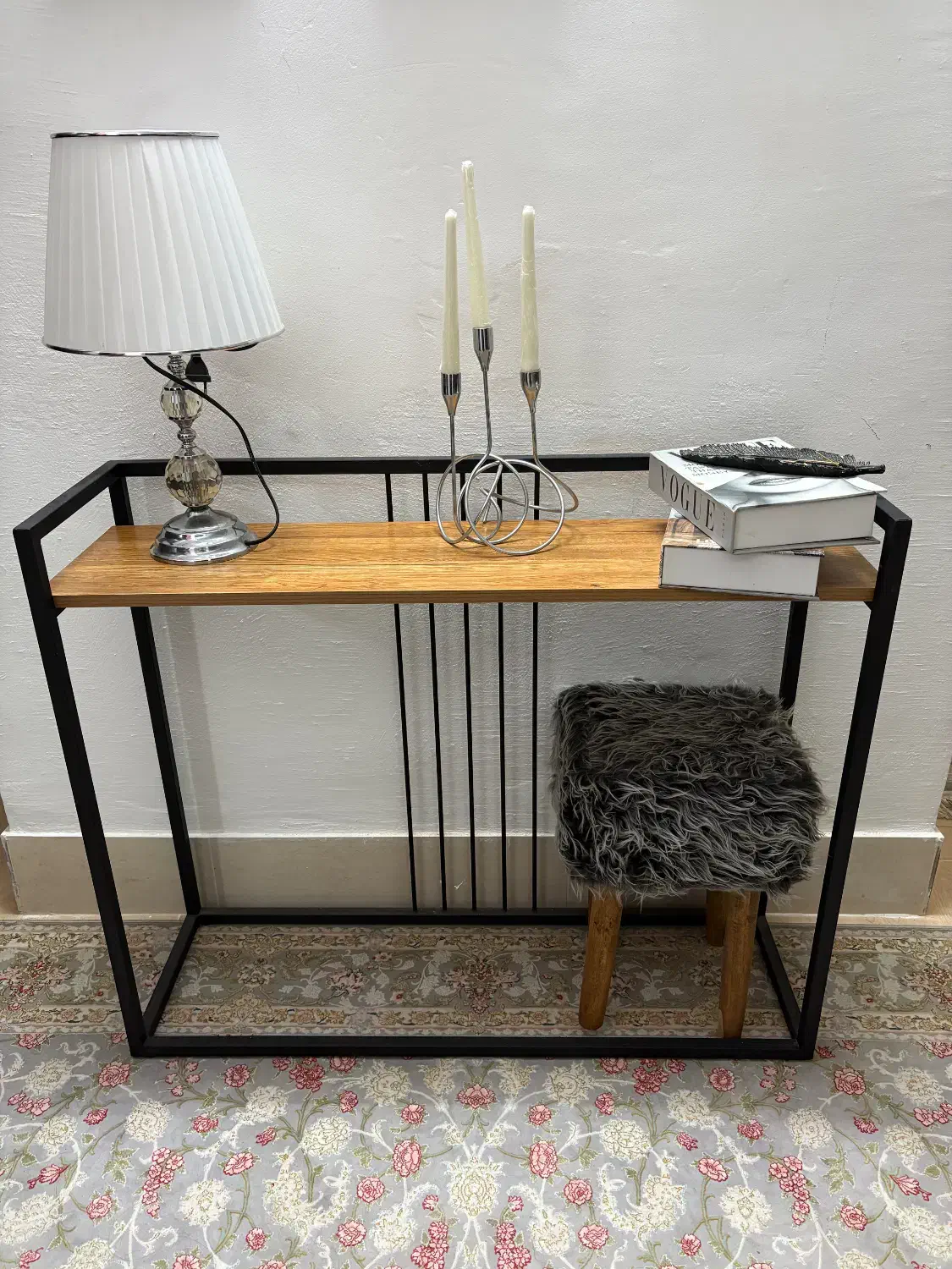 کنسول فلزی تک|بوفه، ویترین، کنسول|ساری, |دیوار