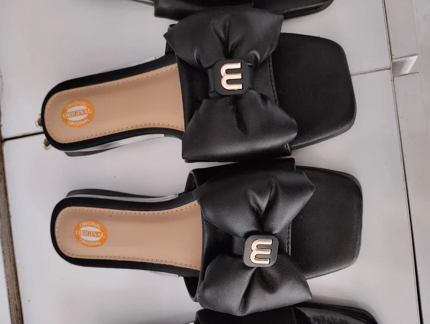 دمپایی مجلسی|کیف، کفش، کمربند|تربت جام, مطهری|دیوار