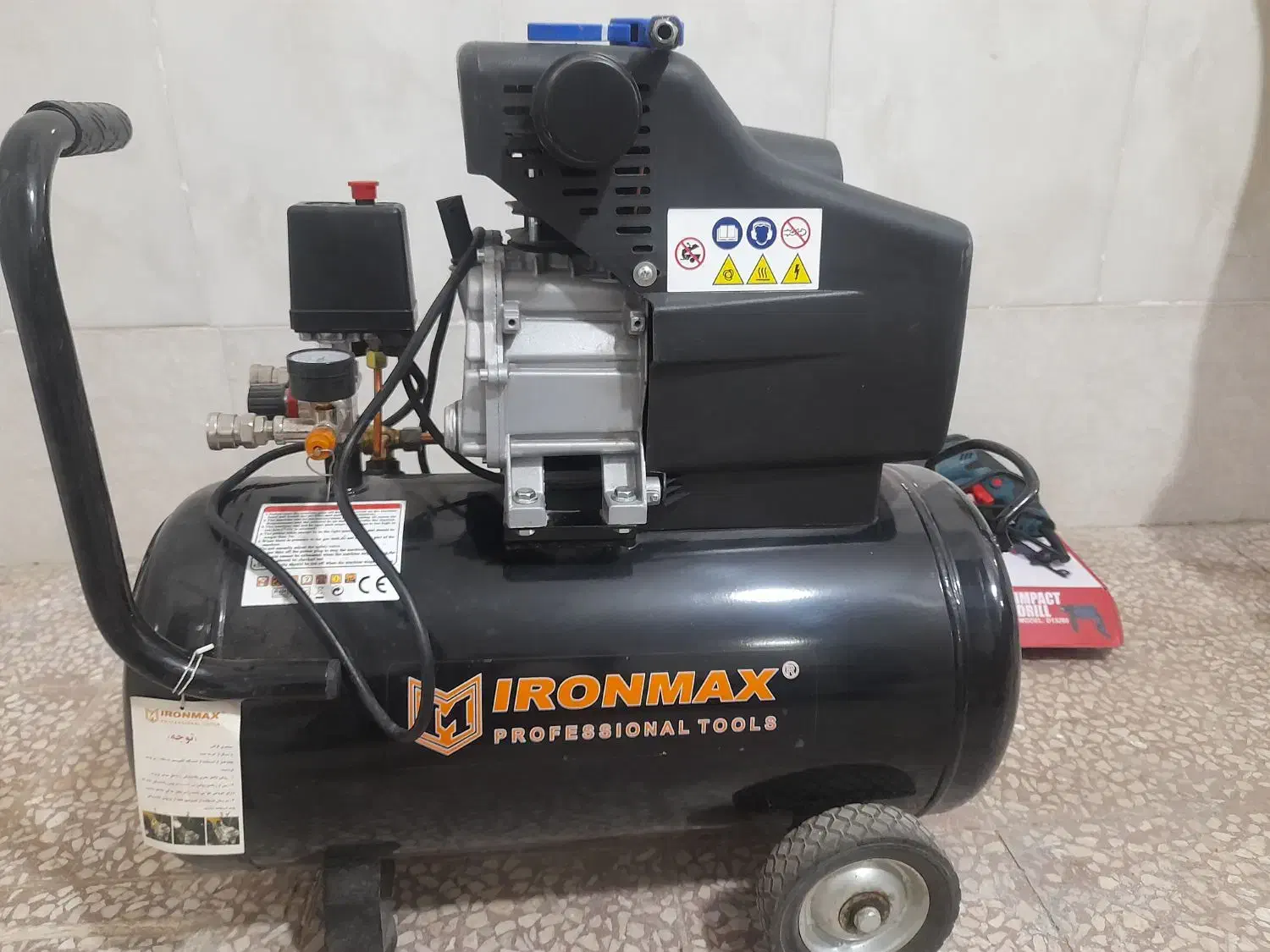 پمپ باد ۵۰ لیتری و دلر بزرگ دیمر دار|ماشینآلات صنعتی|قم, نیروگاه|دیوار