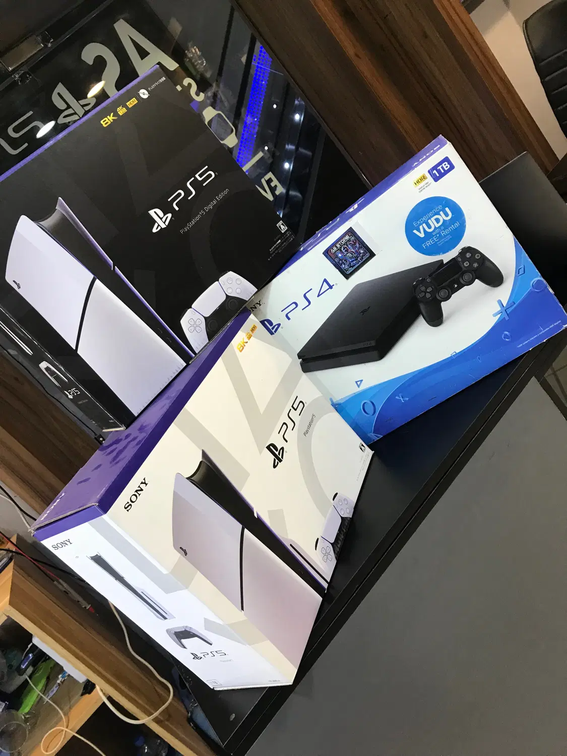 خرید فروش دستگاه هایی نو با کارکرده ps4 ps5 xbox|کنسول، بازی ویدئویی و آنلاین|تهران, هروی|دیوار