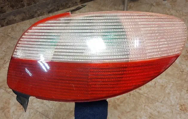 چراغ کبریتی بالا سفید|لامپ و چراغ|اراک, |دیوار