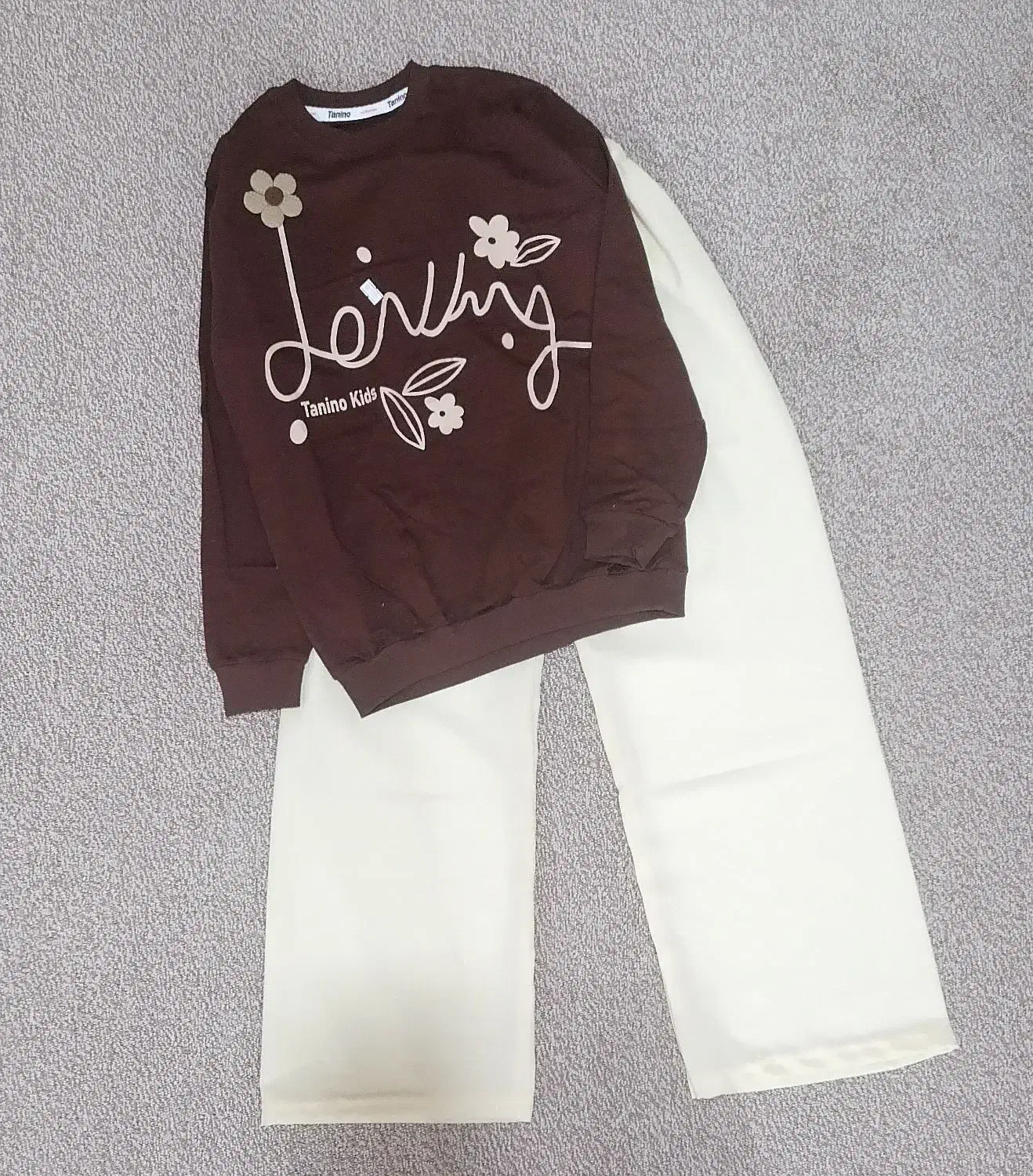 بلوز شلوار دخترانه|کفش و لباس بچه|بیرجند, |دیوار