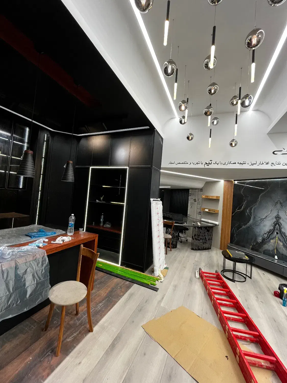 پخش و اجرای لاین نوری *لاینر*مگنتی*و کار برقی|خدمات پیشه و مهارت|ساری, |دیوار