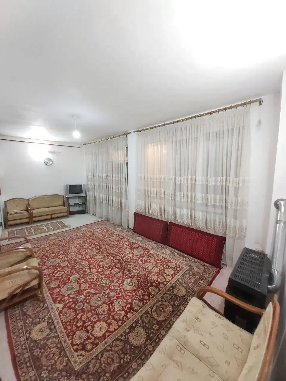 سوئیت ابرده|اجارهٔ کوتاه‌مدت آپارتمان و سوئیت|شاندیز, |دیوار