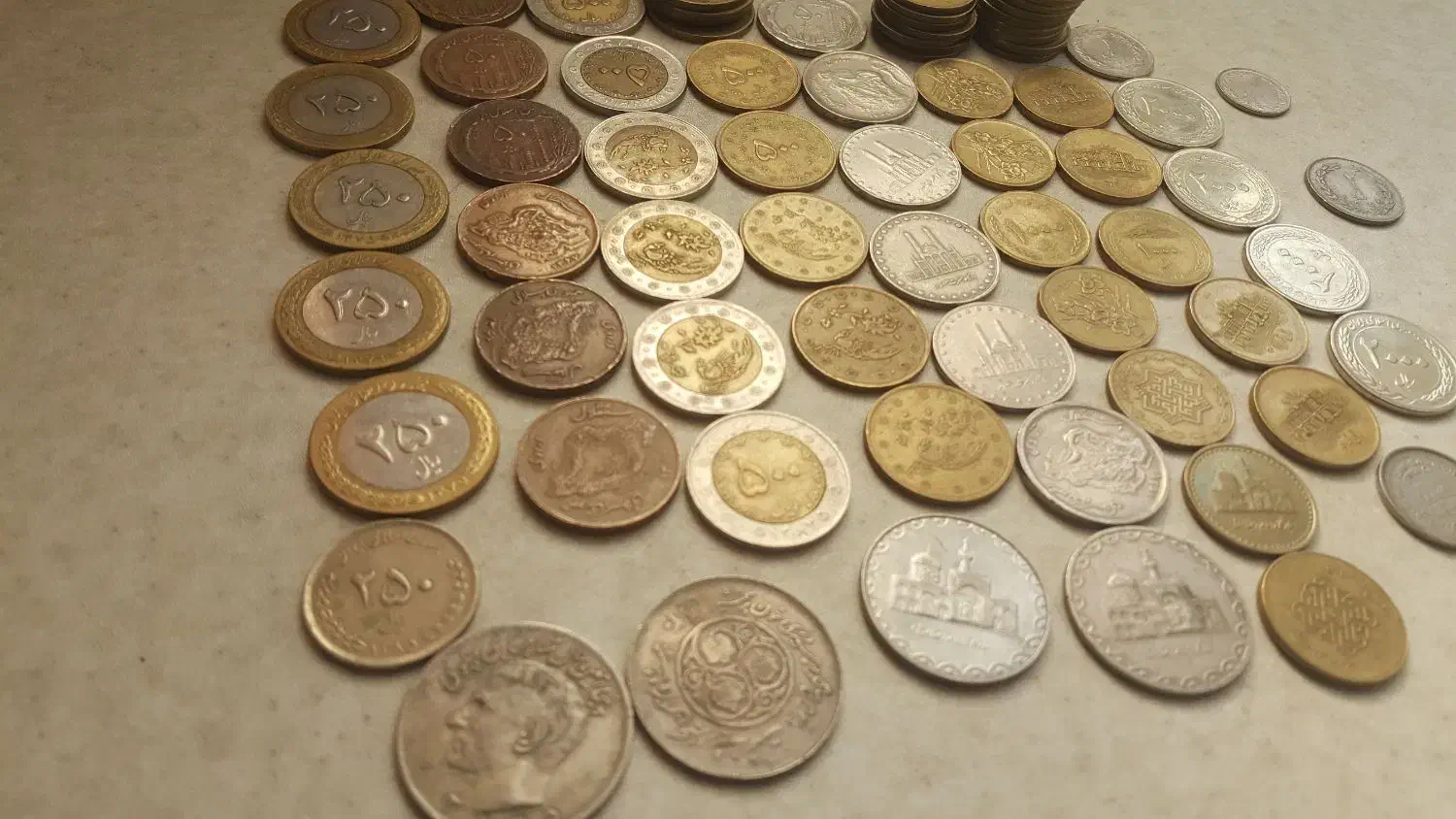 سکه واسکناس|کلکسیون سکه، تمبر، اسکناس|قم, چهار مردان|دیوار