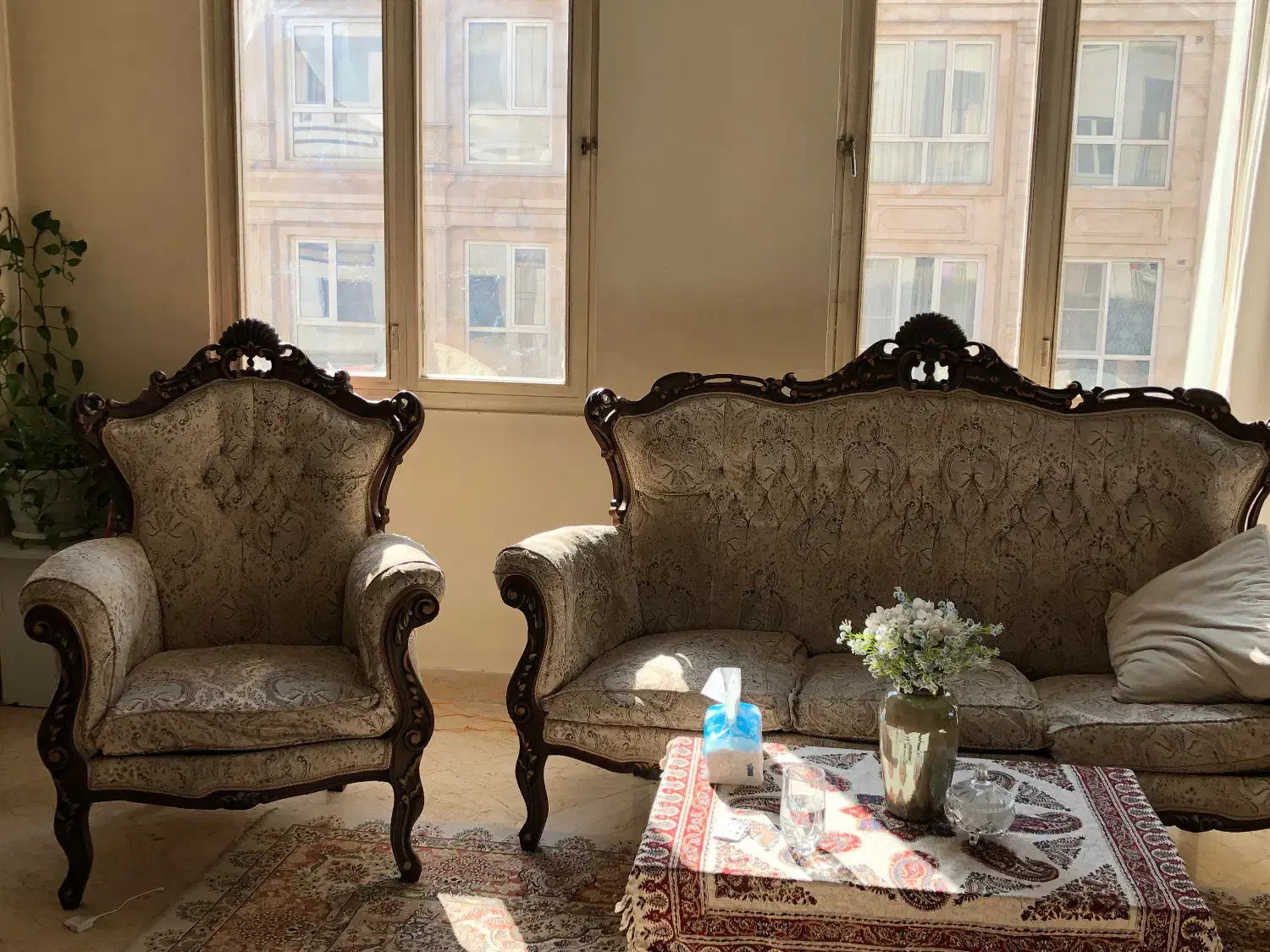 مبل سلطنتی چوب گردو|مبلمان خانگی و میز عسلی|تهران, اباذر|دیوار