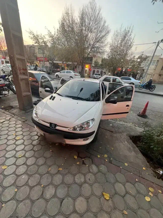 SD98|خودرو سواری و وانت|اصفهان, بهارستان|دیوار