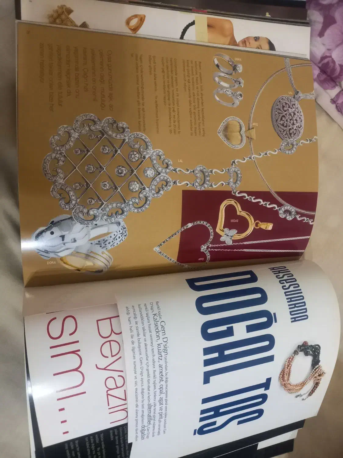 ژورنال خارجی جواهرات ولباس|جواهرات|تبریز, |دیوار