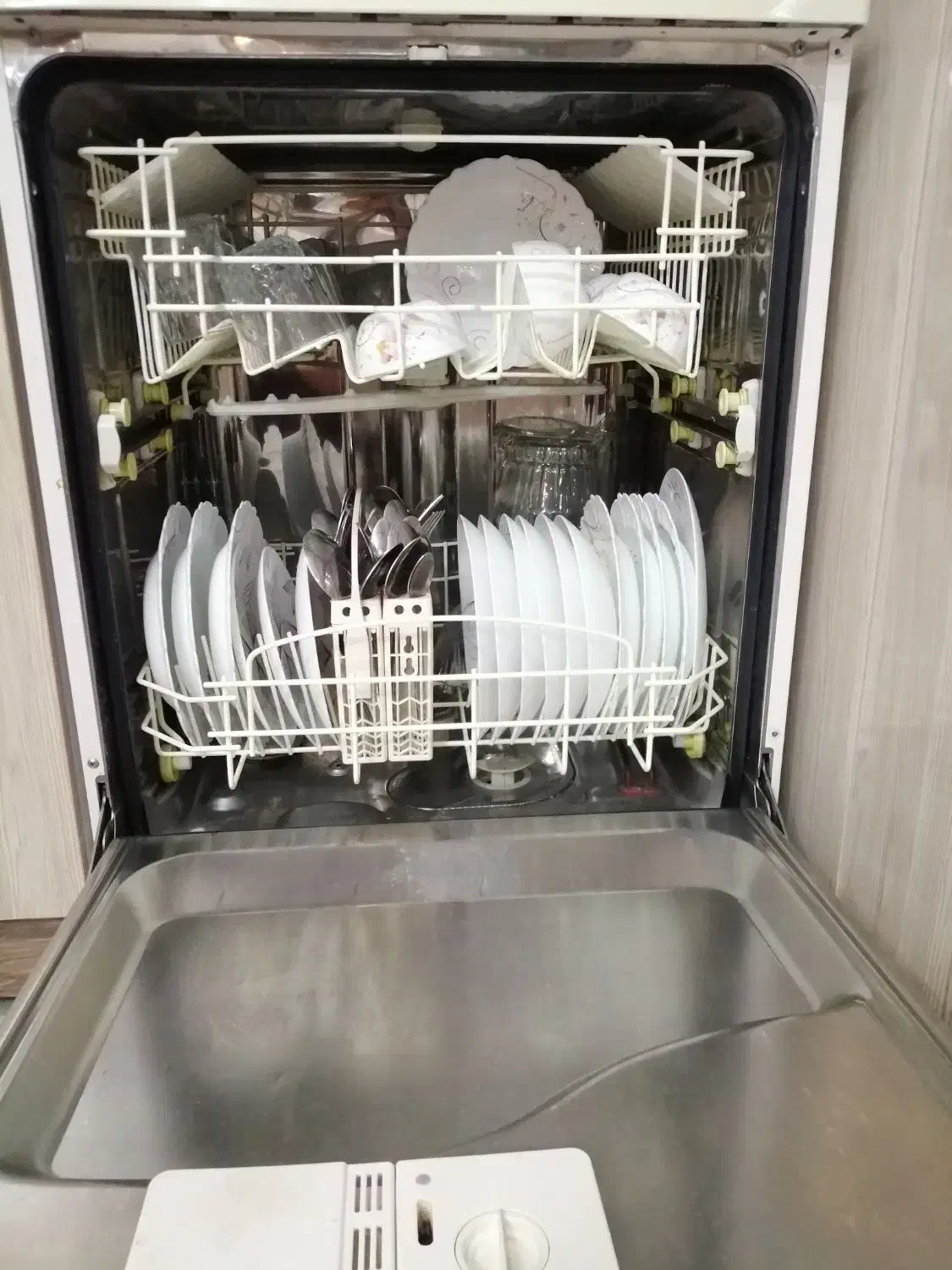 ماشین ظرفشویی الگانس/ایتالیایی/موتور پلمپ/12نفره|ماشین ظرفشویی|تربت‌حیدریه, قائم|دیوار