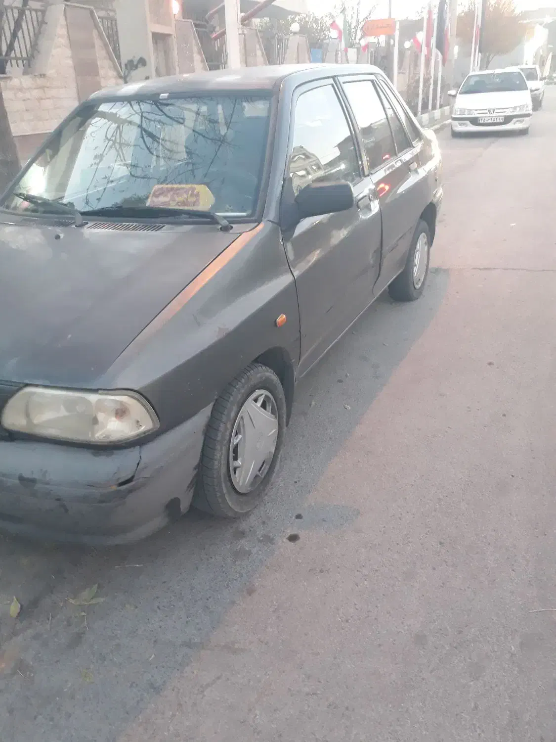 فروشی|خودرو سواری و وانت|ساروق, |دیوار