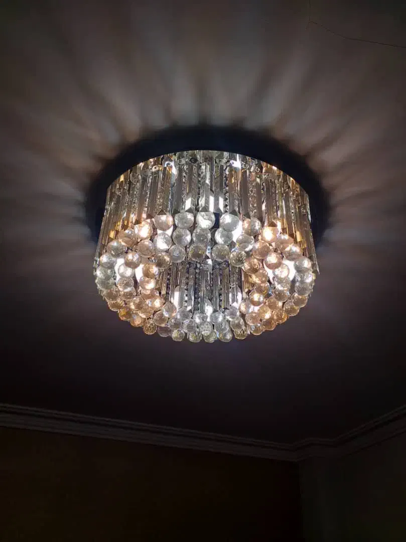 لوستر  کریستالی و دیوار کوب|لوستر و چراغ آویز|رشت, پیرسرا|دیوار